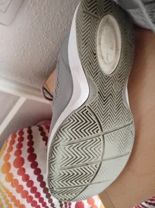 Zapatillas grises niño talla 36