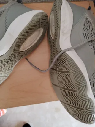 Zapatillas grises niño talla 36