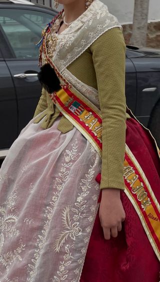 Vestido Fallera Niña 11-12 Años Venta/Alquiler