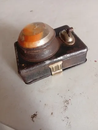 Linterna Hojalata antigua