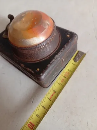 Linterna Hojalata antigua