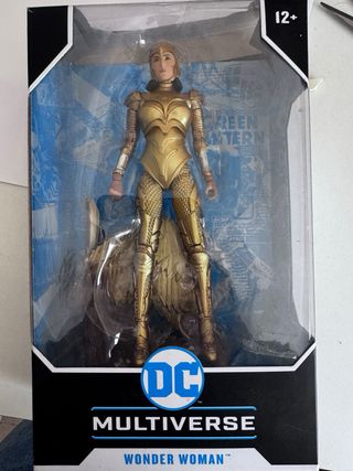 Figura McFarlane Wonder Woman 1984 Armadura Dorada