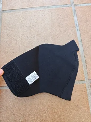 Mascarilla de neopreno negra