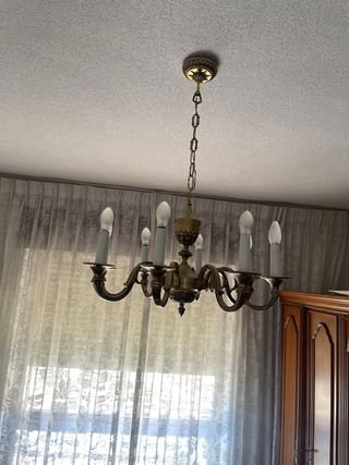 Lámpara de techo antigua dorada