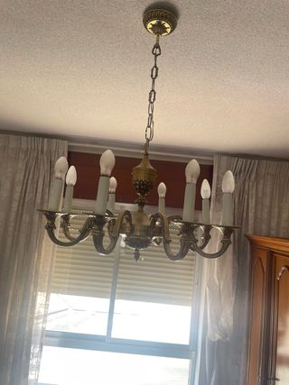 Lámpara de techo antigua dorada