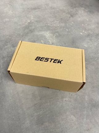 Inversor Coche Bestek 150W DC11-15V