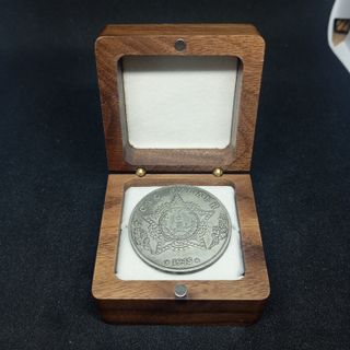 URSS TANQUE T-34-85 MONEDA EN ESTUCHE DE MADERA