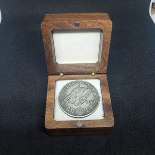 URSS TANQUE T-34-85 MONEDA EN ESTUCHE DE MADERA