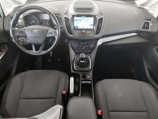 Ford Grand C-MAX Titanium