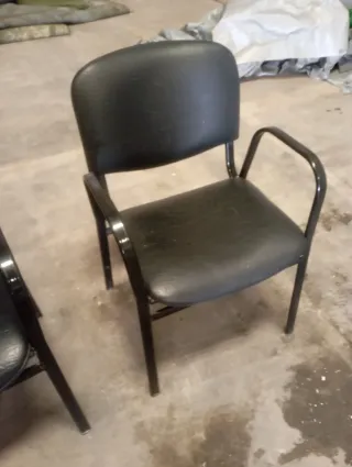 Sillas de oficina negras