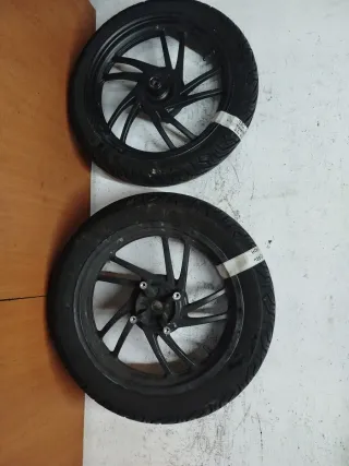 Llantas Honda SH 2016