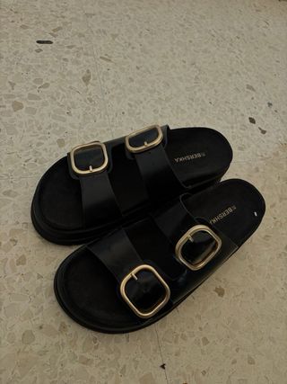 Sandalias plataforma Bershka negras