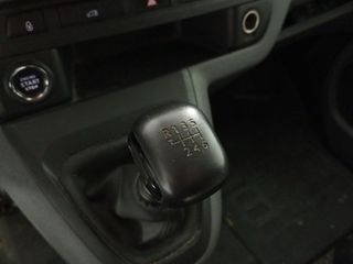 Peugeot Expert Premium Largo