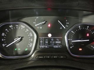 Peugeot Expert Premium Largo