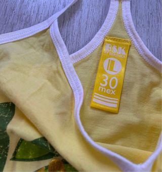 Top “Bershka”Y2K Vintage