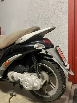 Piaggio Liberty 50 Scooter Automático