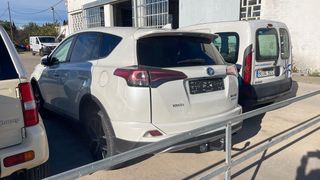 Toyota RAV4 2018 hibrido con solo 48-000 km