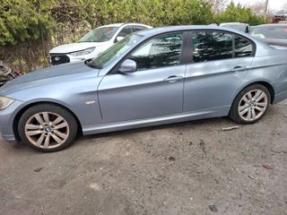 SERIE 3 2010 318. BMW. DESPIECE COMPLETO
