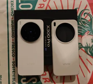 Vivo X300 Pro 16+512GB - Batteria 100% - ZEISS