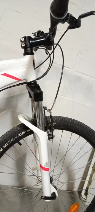 Bicicleta Decathlon Rockrider ST 100