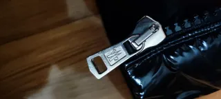 Plumífero Moncler Negro Brillante