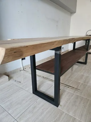 Barra madera con lavabo