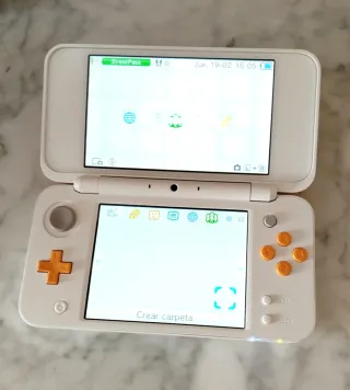 Nintendo 2DS XL Blanco Naranja