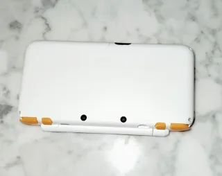 Nintendo 2DS XL Blanco Naranja