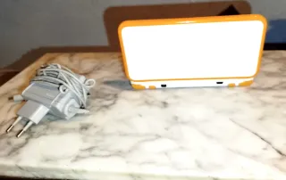 Nintendo 2DS XL Blanco Naranja