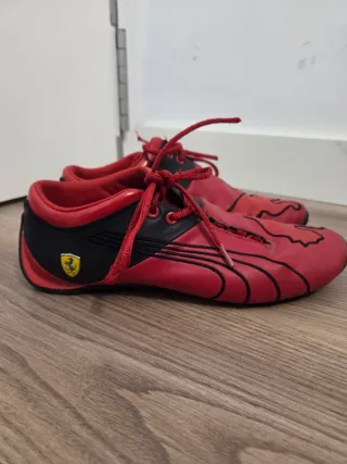Zapatillas Puma Ferrari Rojas y Negras
