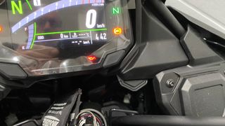 Kawasaki Versys 650 Negra