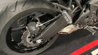 Kawasaki Versys 650 Negra