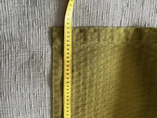 Conjunto mantel y cojines tela zig-zag