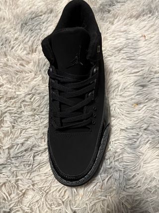 Jordan 3 Black Cat