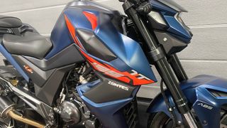 Zontes U 125 Naked Azul/Naranja