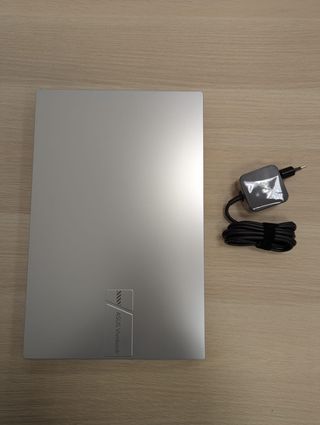 ASUS Vivobook 15.6 Intel Core i5 16GB/512GB Plata