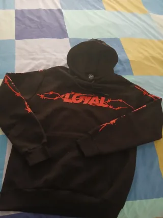 Sudadera Negra con Logo Royal Rojo
