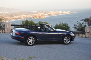 Mazda MX-5 2004 Etiqueta B