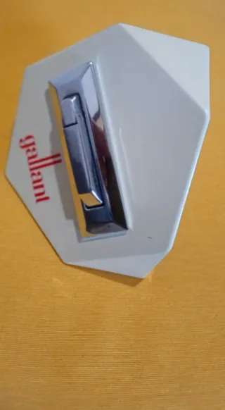 Accendino "Colibrì" per gallant vintage.