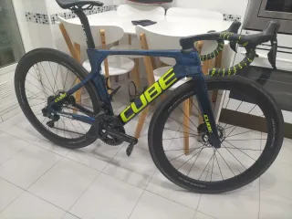 CUBE LITENING C68 Intermarché Profesional