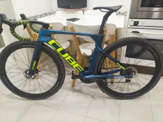 CUBE LITENING C68 Intermarché Profesional