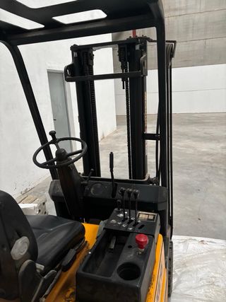 Carretilla Elevadora BOSS KE15