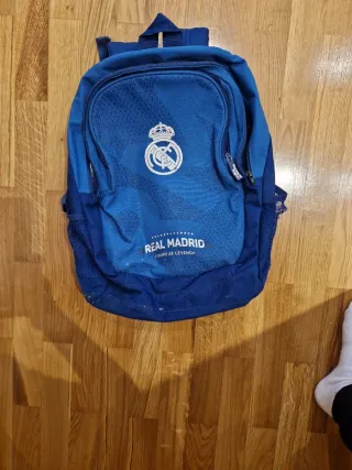 Mochila Real Madrid Azul Amplia 2 Bolsillos