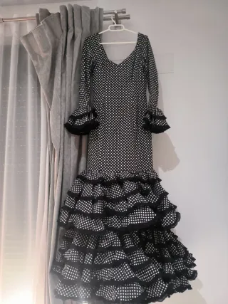 Traje Flamenca Negro Lunares Blanco Talla 36
