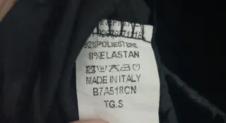 Zuiki Top Smanicato Velluto Nero