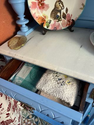 Antiguo aparador restaurado azul 100 años