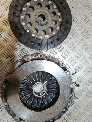 Embrague BMW X3 e83 2.0 150 CV.