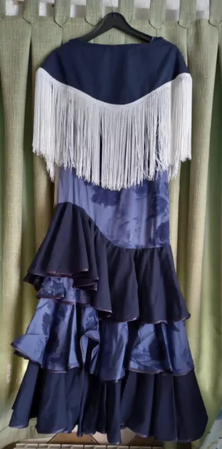 Chaquetilla Sevillana Negra y Roja