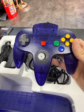 Nintendo 64 Lila Consola