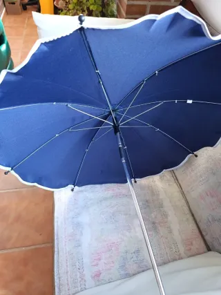 Sombrilla para bebé azul